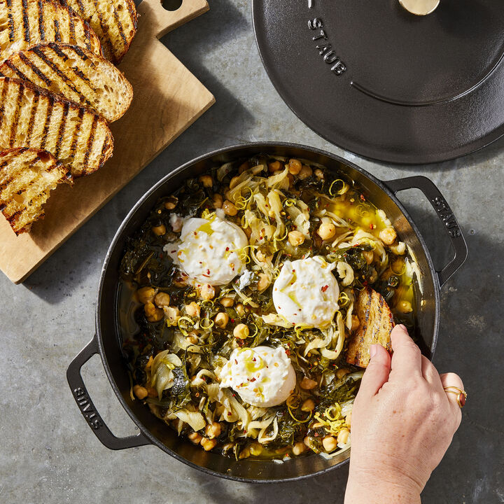 x Smitten Kitchen - Cast Iron, 4 qt, Braiser With Lid, Black Matte, large 2