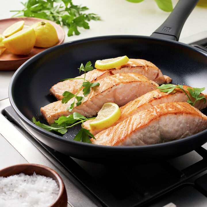 Madura Plus, Frying pan, 11 inch, aluminum, Titanium-reinforced ceramic non-stick coating, large 2