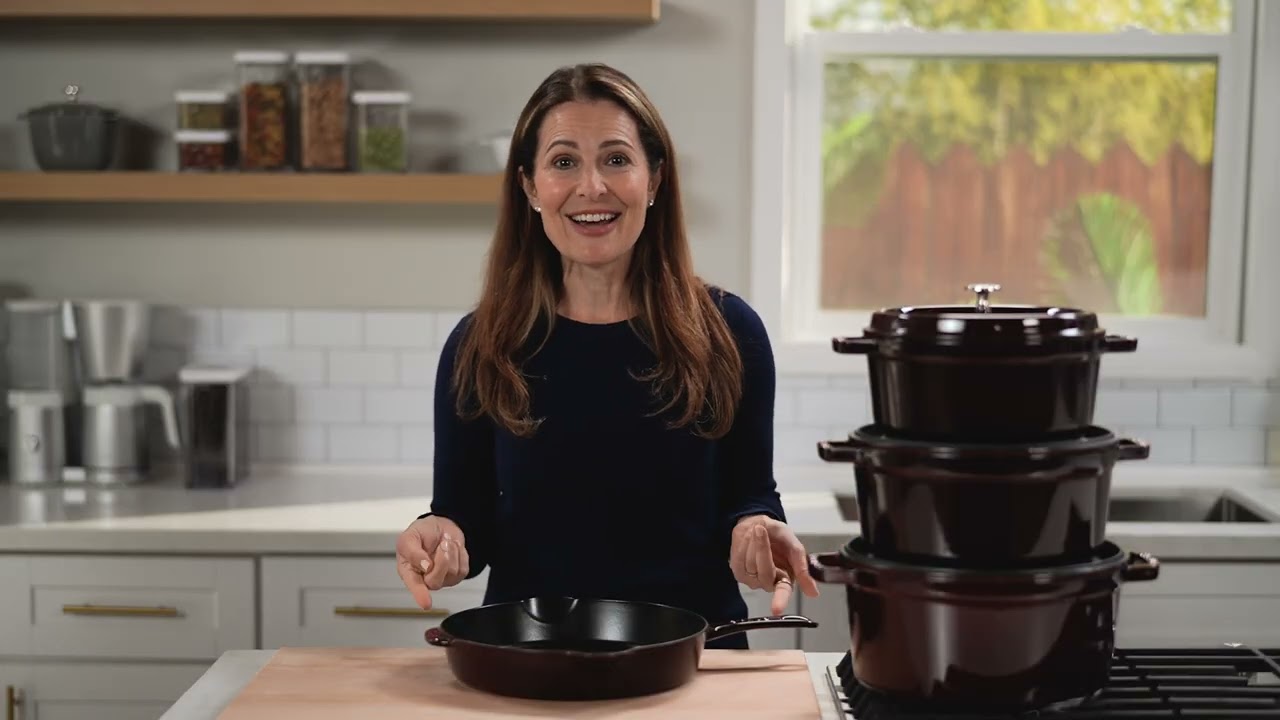 Video 2 for 7 qt, Round, Dutch Oven, Sesame